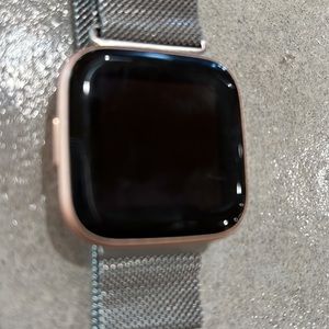 Fitbit Versa 2